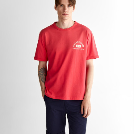 GANT Erkek Kırmızı Relaxed Fit Bisiklet Yaka Logolu T-Shirt GANT Erkek Kırmızı Relaxed Fit Bisiklet Yaka Logolu T-Shirt