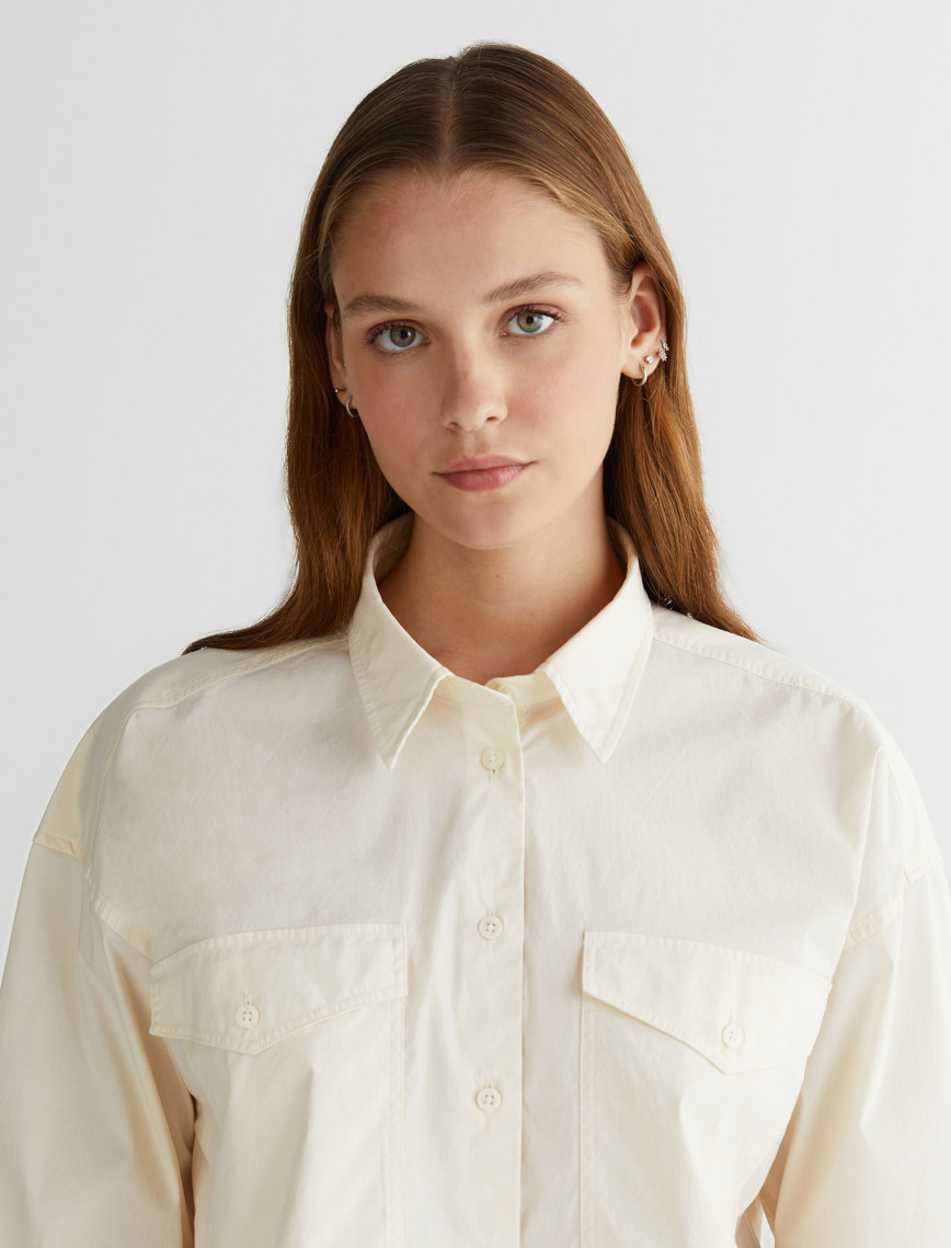 GANT Kadın Krem Klasik Yaka Logolu Gömlek GANT Kadın Krem Klasik Yaka Logolu Gömlek