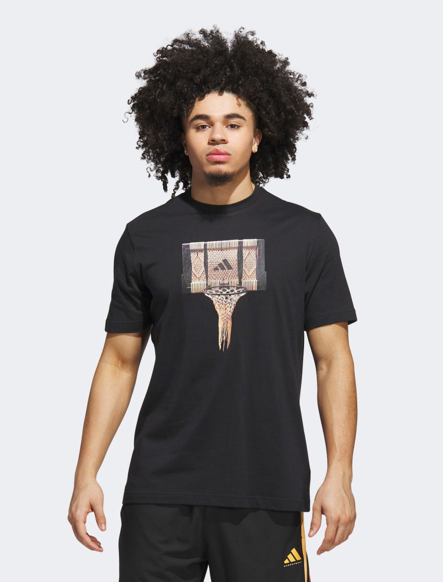 adidas Basketball Gallery Graphic Erkek Siyah Basketbol T-Shirt adidas Basketball Gallery Graphic Erkek Siyah Basketbol T-Shirt