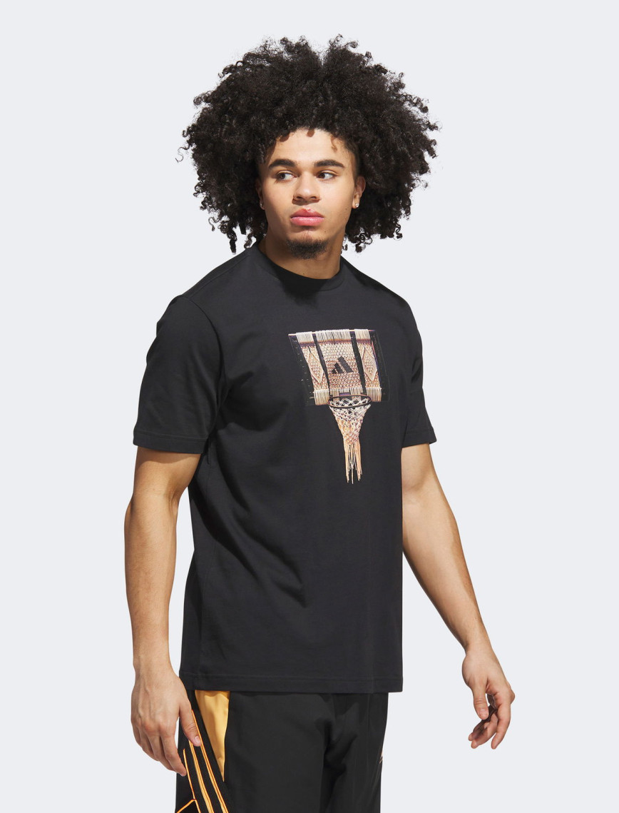 adidas Basketball Gallery Graphic Erkek Siyah Basketbol T-Shirt adidas Basketball Gallery Graphic Erkek Siyah Basketbol T-Shirt