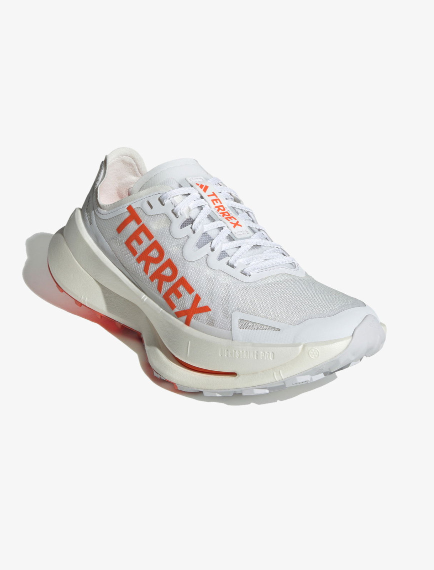 adidas Terrex Agravic Speed Ultra Kadın Beyaz Koşu Ayakkabısı adidas Terrex Agravic Speed Ultra Kadın Beyaz Koşu Ayakkabısı