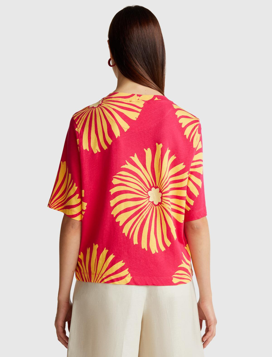 Kadın Fuşya Keten Karışımlı Boxy Fit Çiçek Desenli T-Shirt