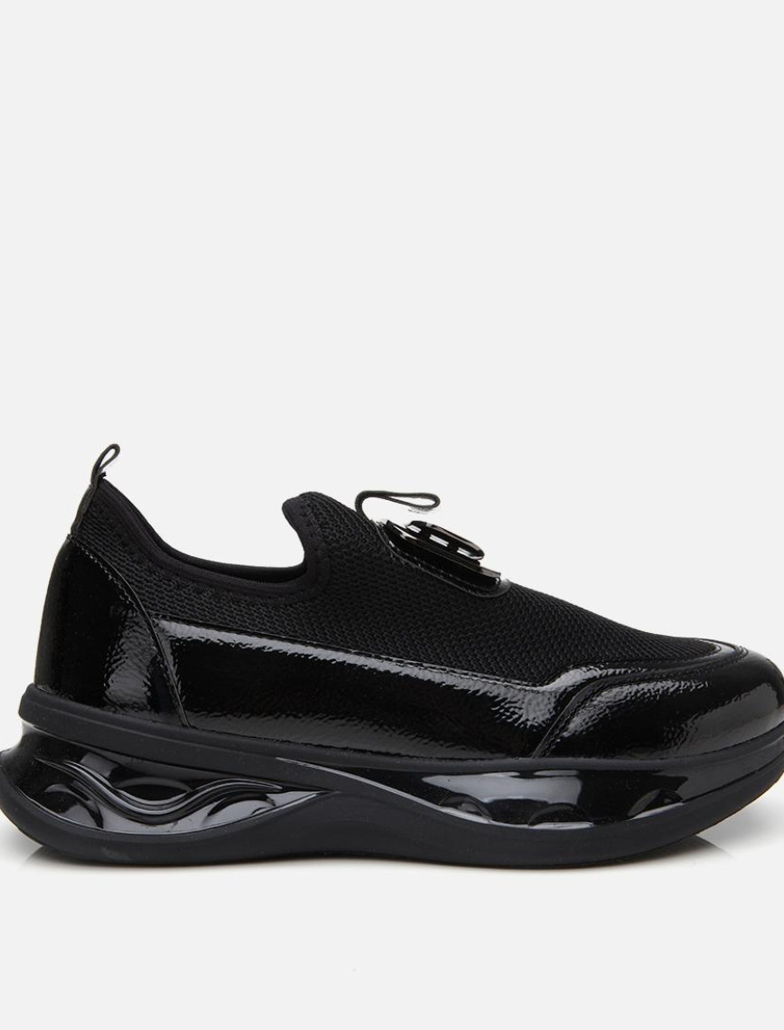 Kadın Siyah Dolgu Topuklu Spor Ayakkabı Kadın Siyah Dolgu Topuklu Spor Ayakkabı