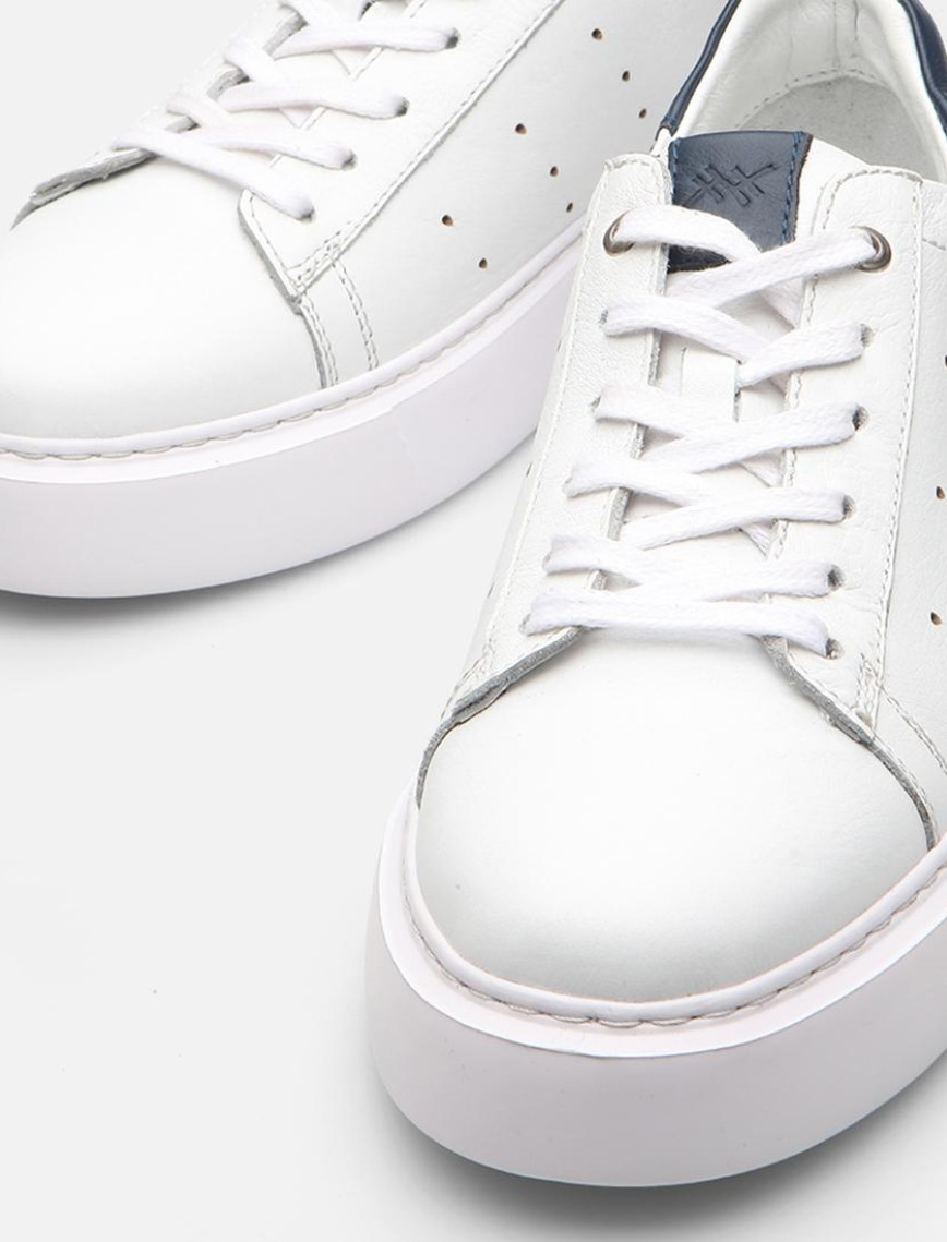 Erkek Deri Beyaz Yaya Spor Ayakkabı Erkek Deri Beyaz Yaya Spor Ayakkabı