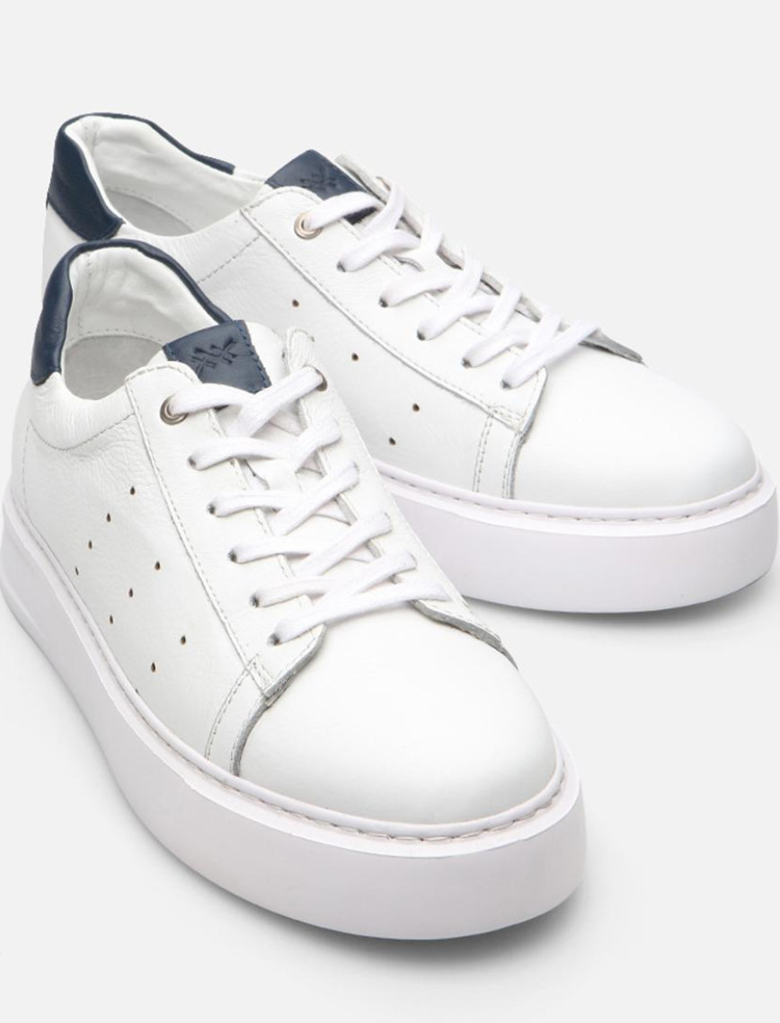 Erkek Deri Beyaz Yaya Spor Ayakkabı Erkek Deri Beyaz Yaya Spor Ayakkabı