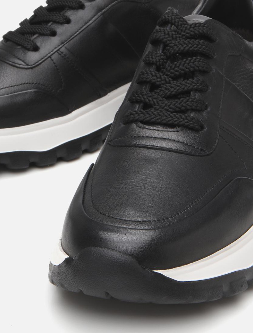 Erkek Deri Siyah Ultra Hafif Tabanlı Spor Ayakkabı Erkek Deri Siyah Ultra Hafif Tabanlı Spor Ayakkabı