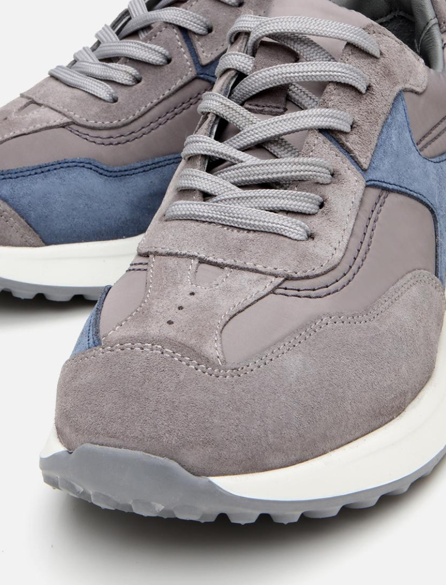 Erkek Süet Deri Gri Ultra Hafif Tabanlı Spor Ayakkabı Erkek Süet Deri Gri Ultra Hafif Tabanlı Spor Ayakkabı