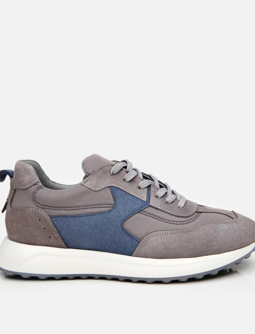 Erkek Süet Deri Gri Ultra Hafif Tabanlı Spor Ayakkabı Erkek Süet Deri Gri Ultra Hafif Tabanlı Spor Ayakkabı
