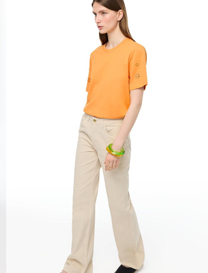 Bej Denim Rahat Kalıp Yüksek Bel Denim Bej Denim Rahat Kalıp Yüksek Bel Denim