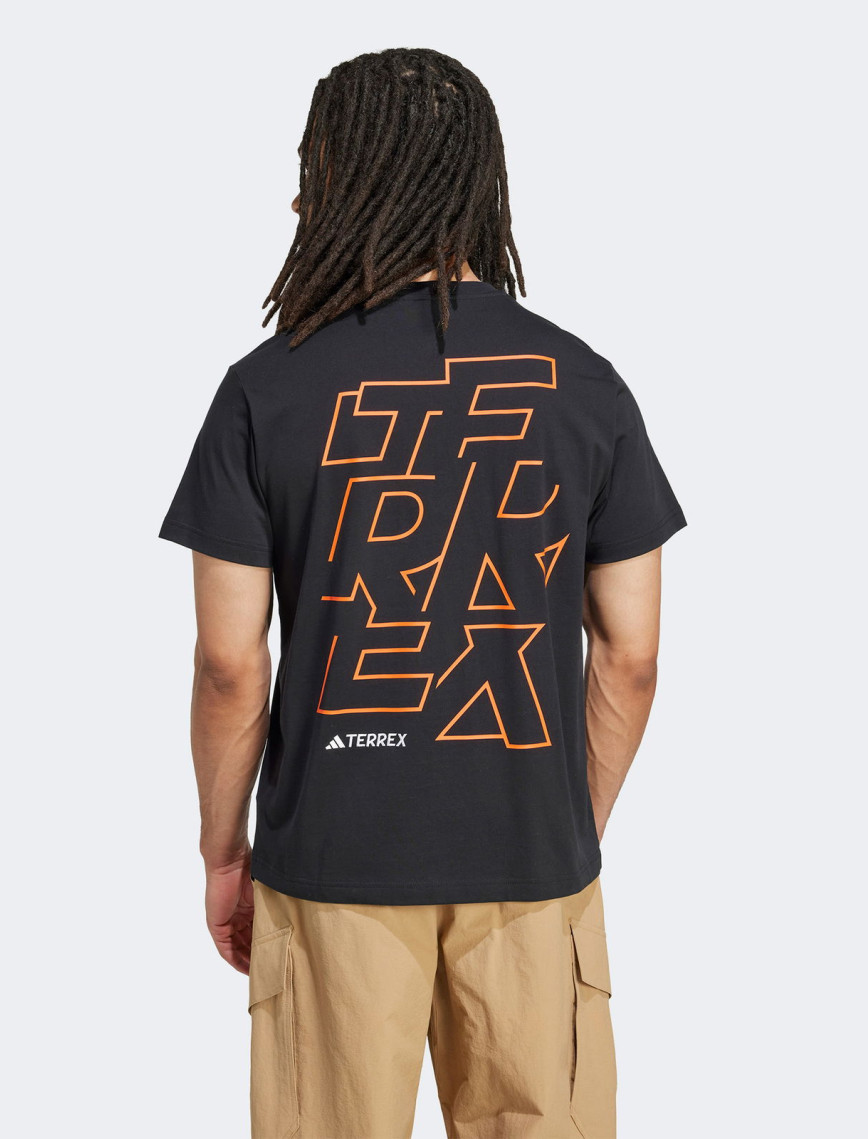 adidas Terrex İkonik Aop Grafikli Unisex Siyah Yürüyüş T-Shirt adidas Terrex İkonik Aop Grafikli Unisex Siyah Yürüyüş T-Shirt