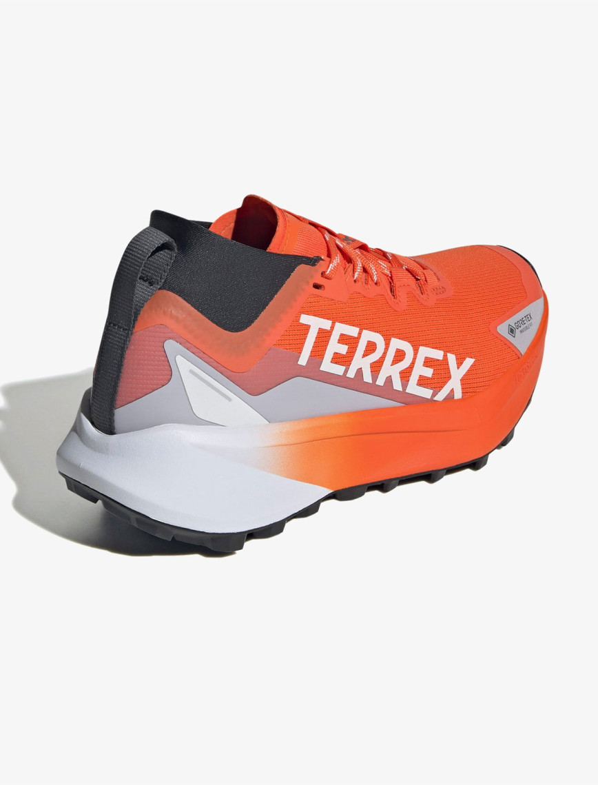 adidas Terrex Agravic Gore-Tex Kadın Turuncu Koşu Ayakkabısı adidas Terrex Agravic Gore-Tex Kadın Turuncu Koşu Ayakkabısı