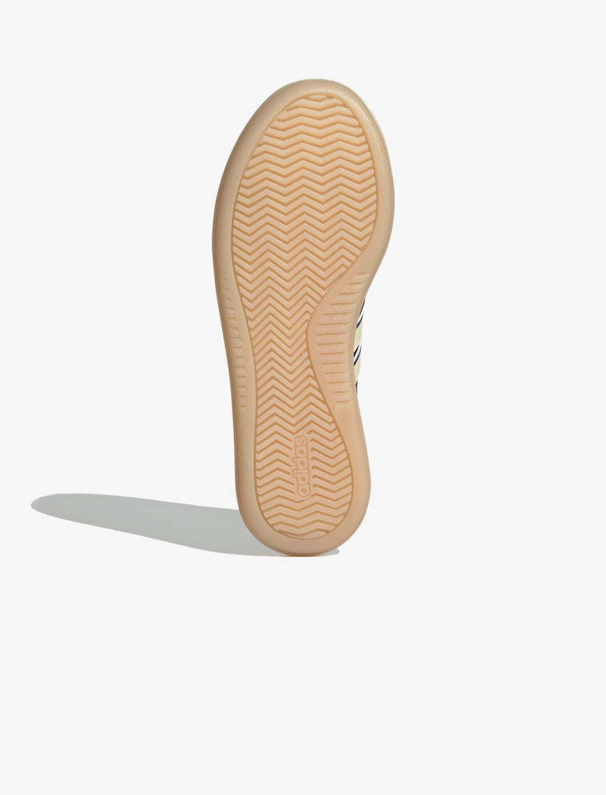 adidas Barreda Decode Kadın Bordo Spor Ayakkabı adidas Barreda Decode Kadın Bordo Spor Ayakkabı