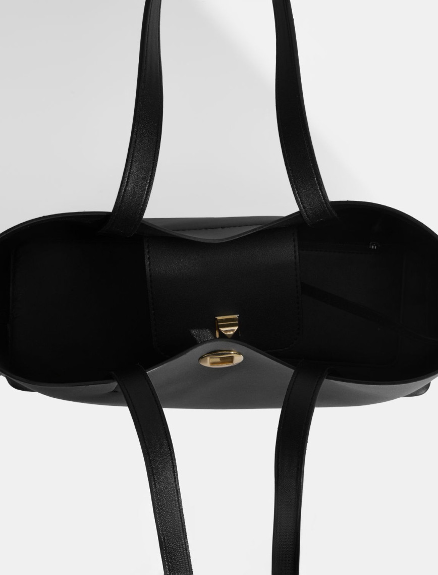 Kadın Siyah Cüzdan Aksesuarlı Omuz Çantası Kadın Siyah Cüzdan Aksesuarlı Omuz Çantası