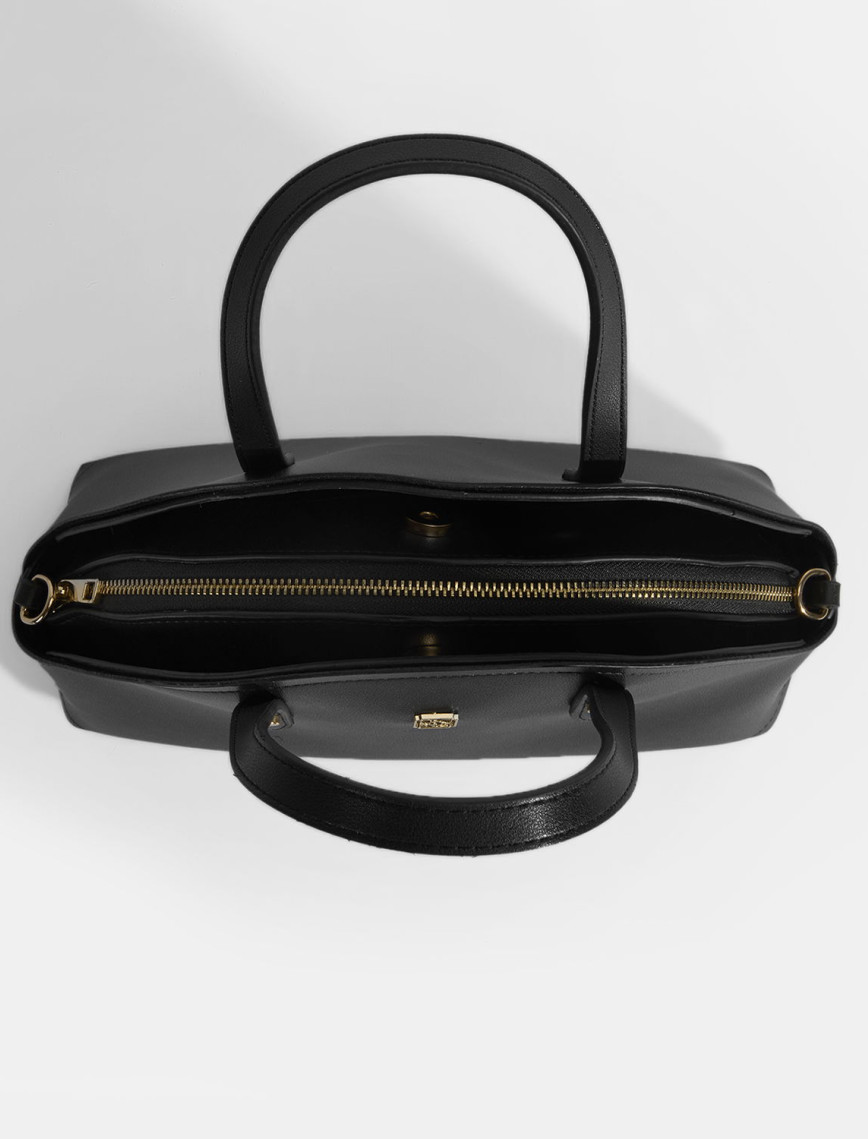 Kadın Siyah Omuz Çantası Kadın Siyah Omuz Çantası