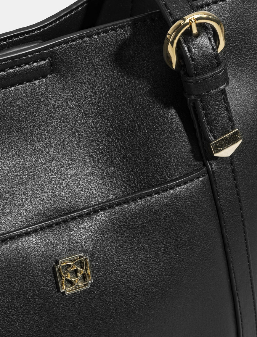 Kadın Siyah Omuz Çantası Kadın Siyah Omuz Çantası