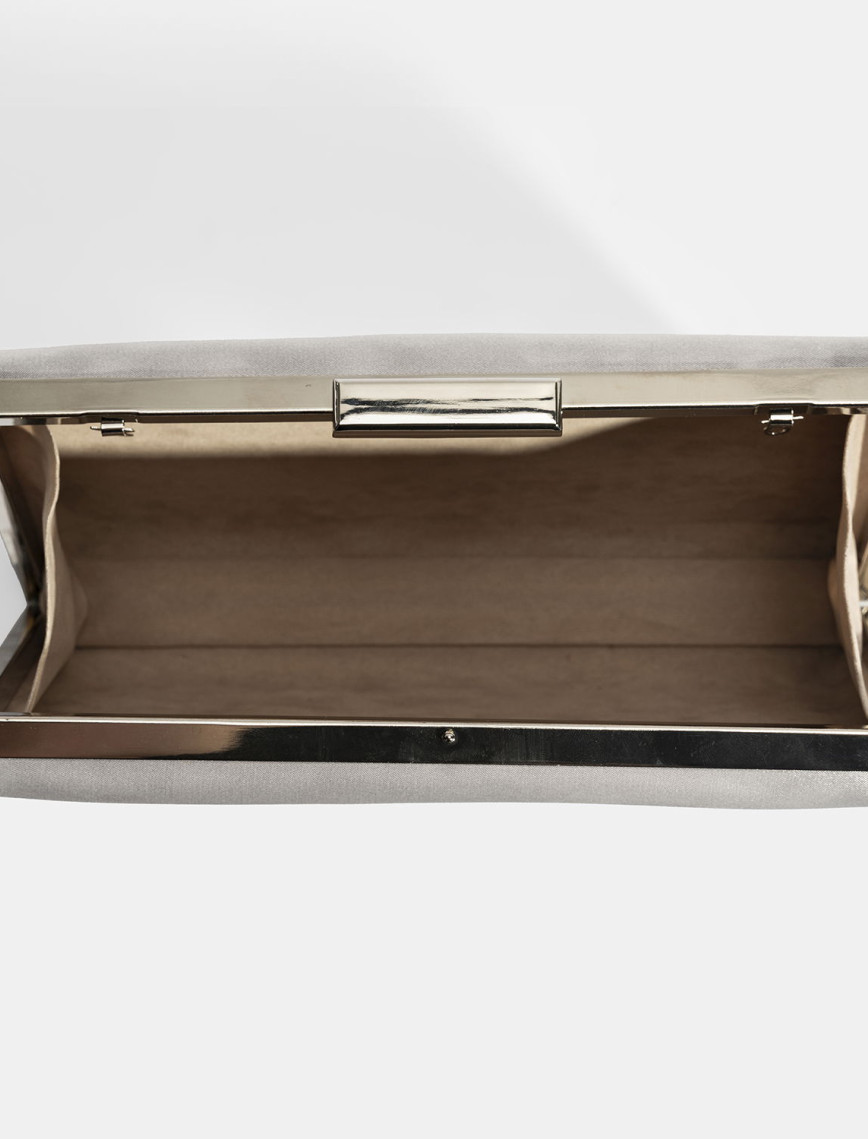 Kadın Gümüş Portföy Gece Çantası Kadın Gümüş Portföy Gece Çantası