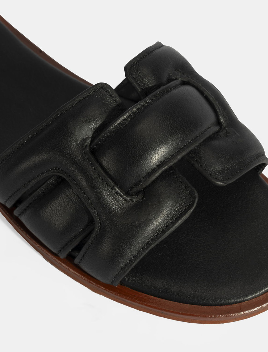 Kadın Siyah Deri Terlik Kadın Siyah Deri Terlik