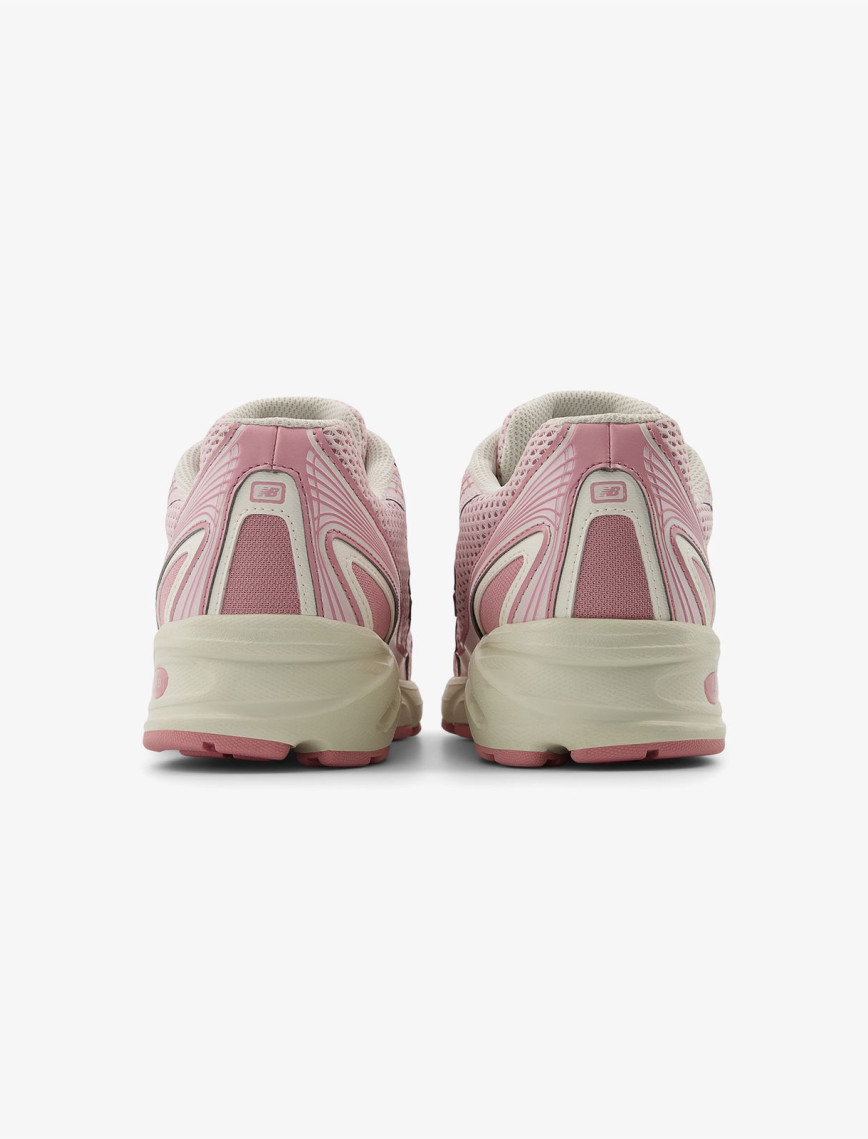 New Balance 740 Kadın Pembe Spor Ayakkabı New Balance 740 Kadın Pembe Spor Ayakkabı