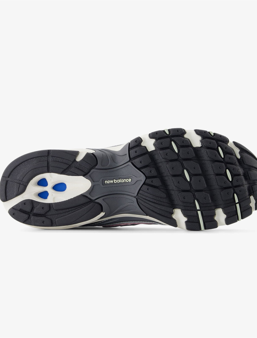 New Balance 740 Kadın Pembe Spor Ayakkabı New Balance 740 Kadın Pembe Spor Ayakkabı