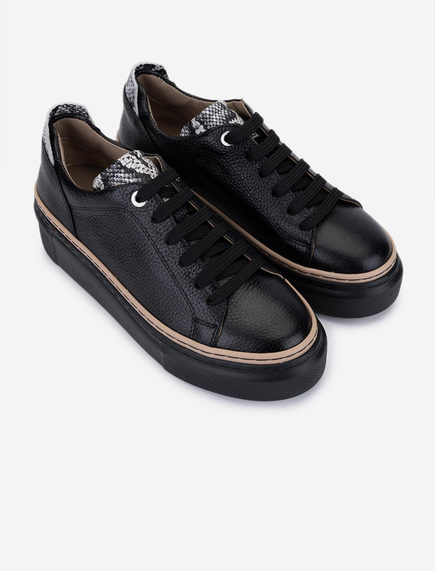 Valmenti Kadın Siyah Floter Sneakers & Spor Ayakkabı Valmenti Kadın Siyah Floter Sneakers & Spor Ayakkabı