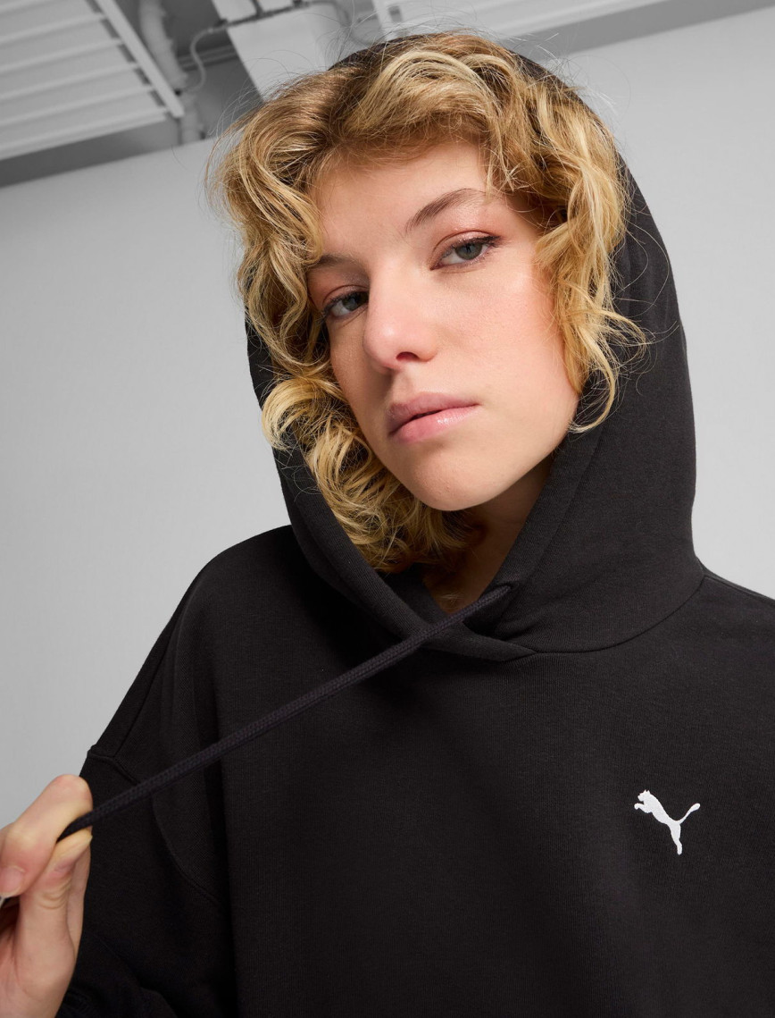 Puma Wardrobe Essential Cropped Kadın Siyah Sweatshirt Puma Wardrobe Essential Cropped Kadın Siyah Sweatshirt