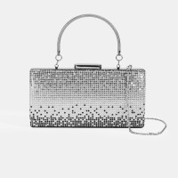 Kadın Gümüş Taş Detaylı Gece El Çantası Kadın Gümüş Taş Detaylı Gece El Çantası
