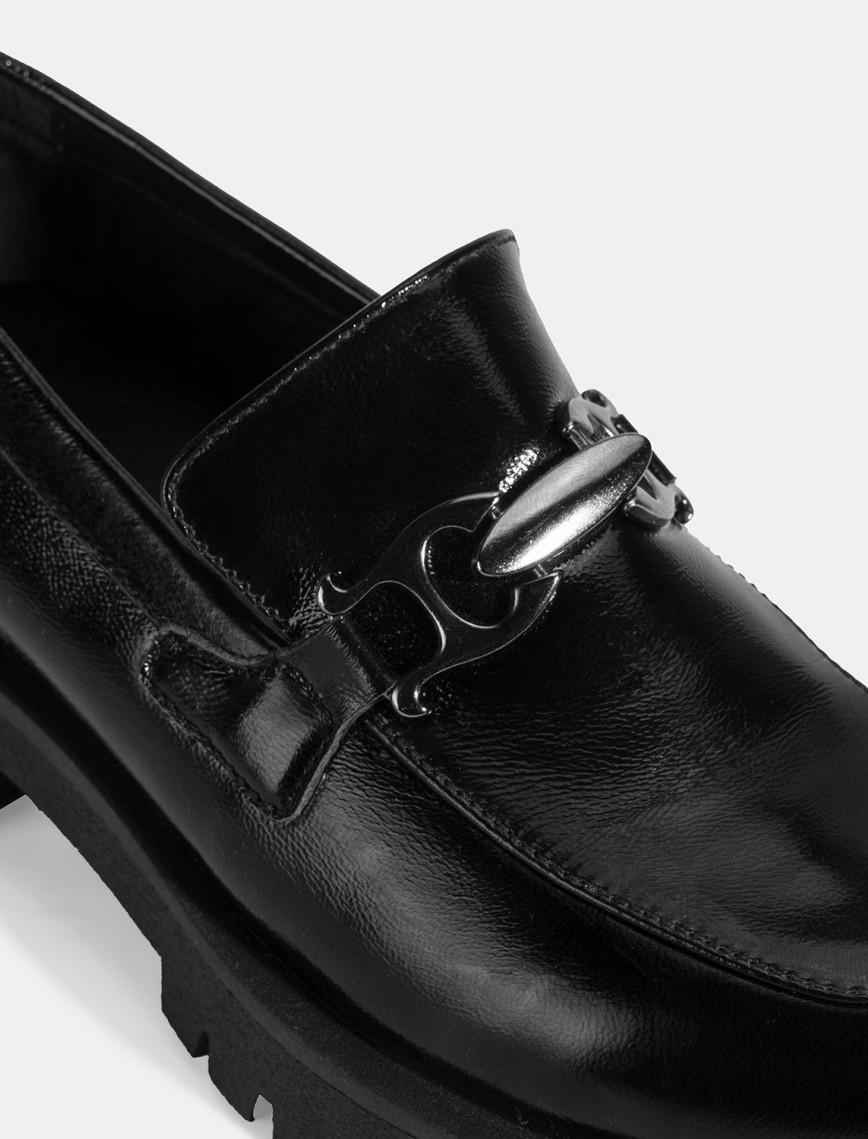 Kadın Siyah Metal Aksesuarlı Rugan Loafer Kadın Siyah Metal Aksesuarlı Rugan Loafer