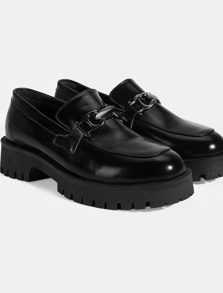Kadın Siyah Metal Aksesuarlı Rugan Loafer Kadın Siyah Metal Aksesuarlı Rugan Loafer