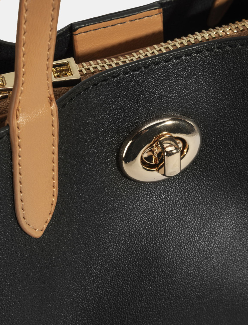 Kadın Siyah Omuz Askılı Mini El Çantası