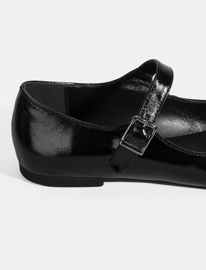 Kadın Siyah Ayarlanabilir Tokalı Deri Babet Kadın Siyah Ayarlanabilir Tokalı Deri Babet