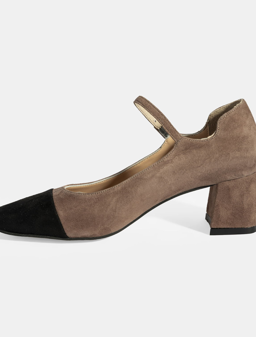 Kadın Vizon Ayarlanabilir Tokalı Süet Topuklu Ayakkabı Kadın Vizon Ayarlanabilir Tokalı Süet Topuklu Ayakkabı