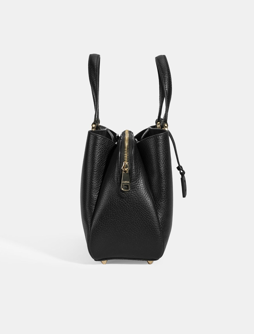 Kadın Siyah Deri Omuz Çantası Kadın Siyah Deri Omuz Çantası