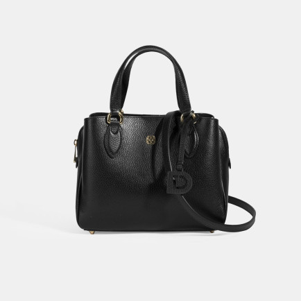 Kadın Siyah Deri Omuz Çantası Kadın Siyah Deri Omuz Çantası