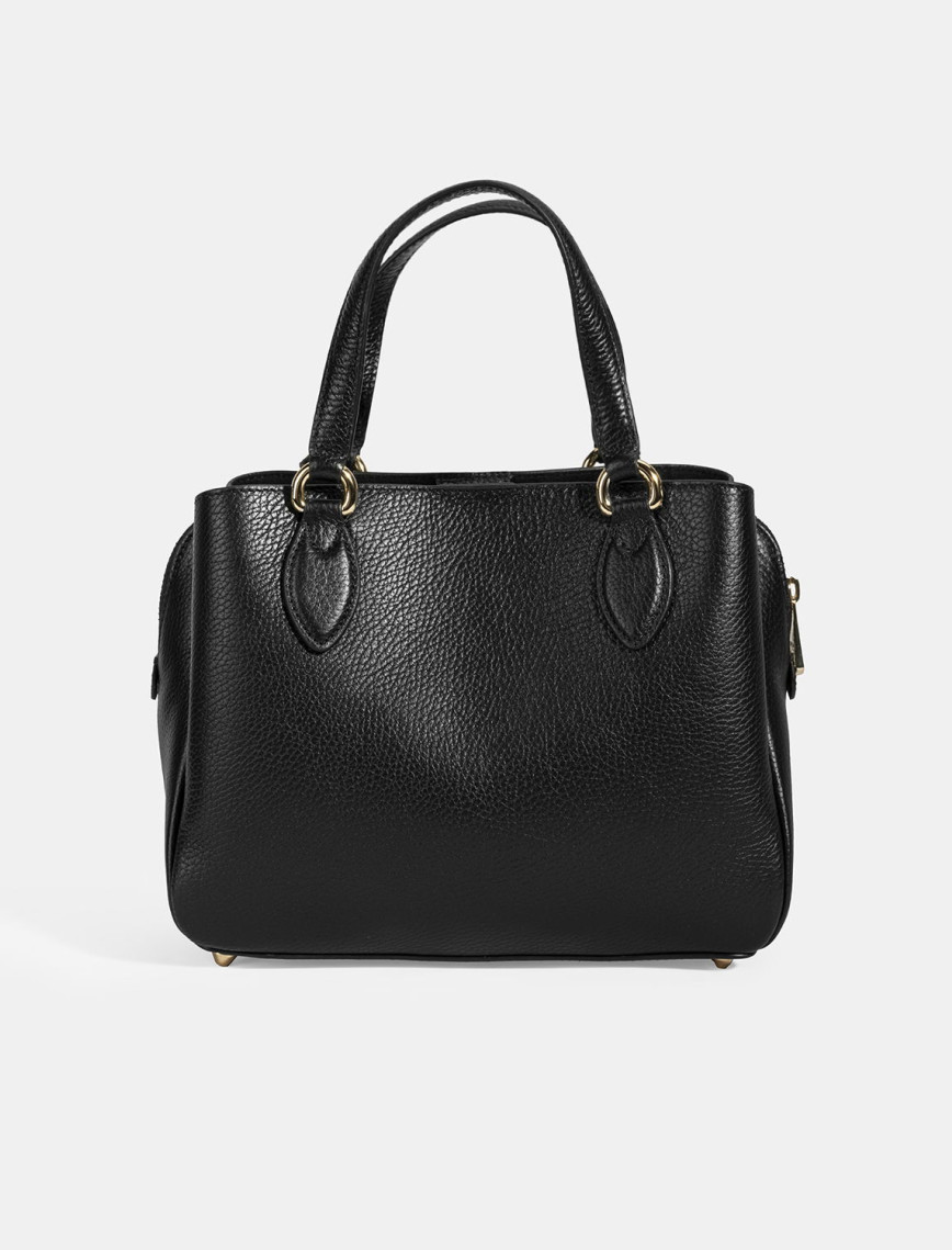 Kadın Siyah Deri Omuz Çantası Kadın Siyah Deri Omuz Çantası