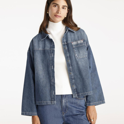 YARGICI Çift Cep Detaylı Denim Gömlek YARGICI Çift Cep Detaylı Denim Gömlek