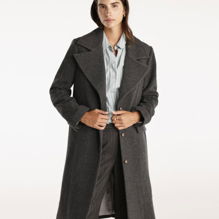 YARGICI Geniş Yakalı Düz Kesim Palto YARGICI Geniş Yakalı Düz Kesim Palto