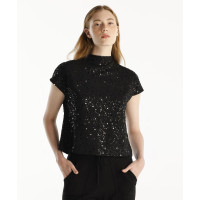 YARGICI Yüksek Yakalı Kolsuz T-Shirt YARGICI Yüksek Yakalı Kolsuz T-Shirt