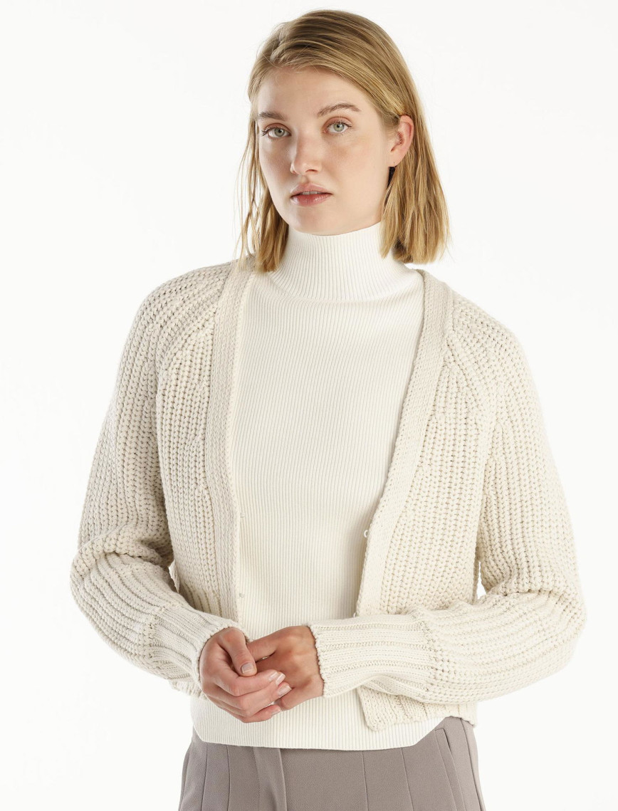 YARGICI V-Yakalı Hırka YARGICI V-Yakalı Hırka