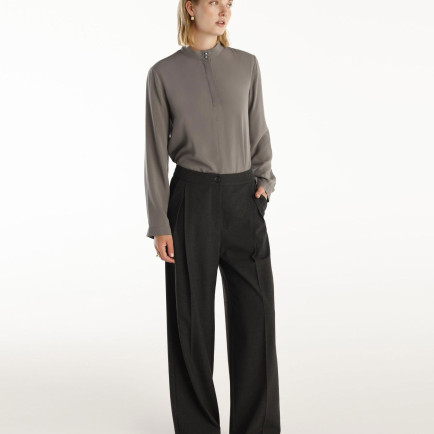 YARGICI Dökümlü Pilili Pantolon YARGICI Dökümlü Pilili Pantolon