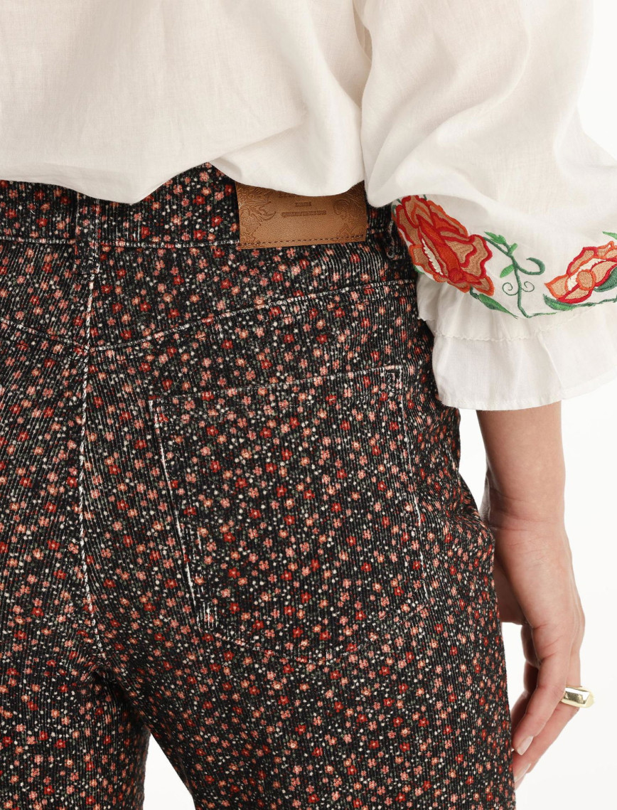 YARGICI Yüksek Bel Mom Fit Pantolon YARGICI Yüksek Bel Mom Fit Pantolon