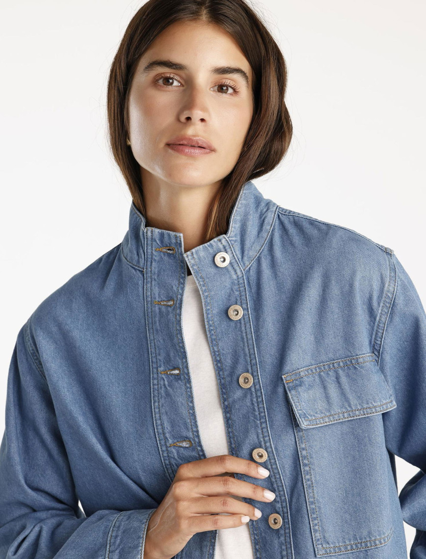 YARGICI Cepli Yüksek Yaka Denim Gömlek YARGICI Cepli Yüksek Yaka Denim Gömlek