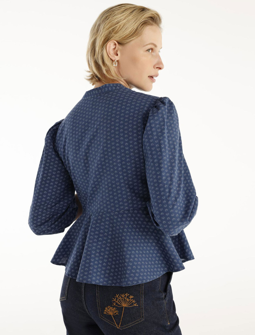 YARGICI Kurdele Detaylı Bluz YARGICI Kurdele Detaylı Bluz