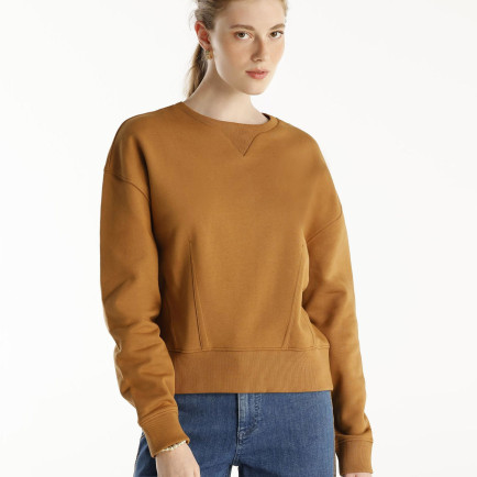 YARGICI Pens Detaylı Uzun Kollu Bisiklet Yaka Sweatshirt YARGICI Pens Detaylı Uzun Kollu Bisiklet Yaka Sweatshirt