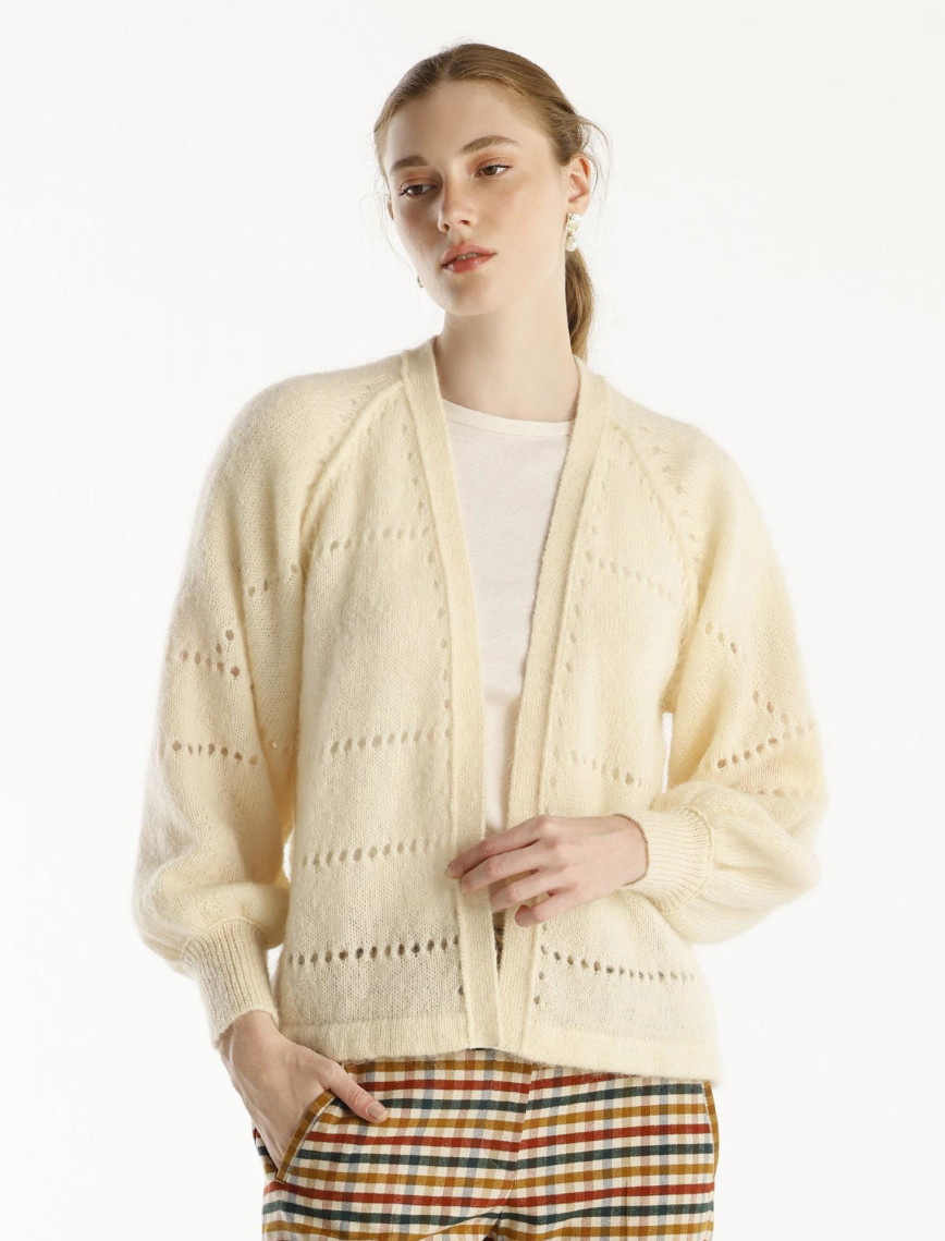 YARGICI V Yaka Kısa Hırka YARGICI V Yaka Kısa Hırka