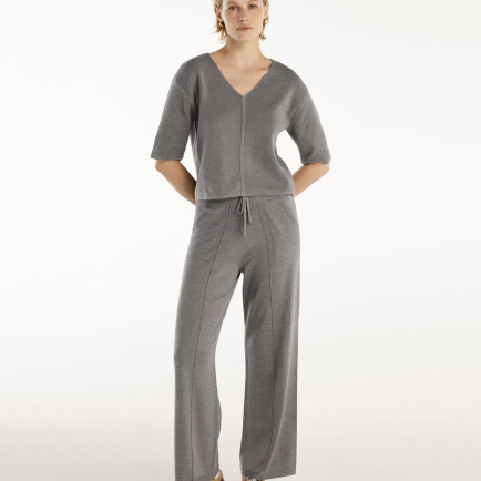 YARGICI V-Yakalı Kazak YARGICI V-Yakalı Kazak