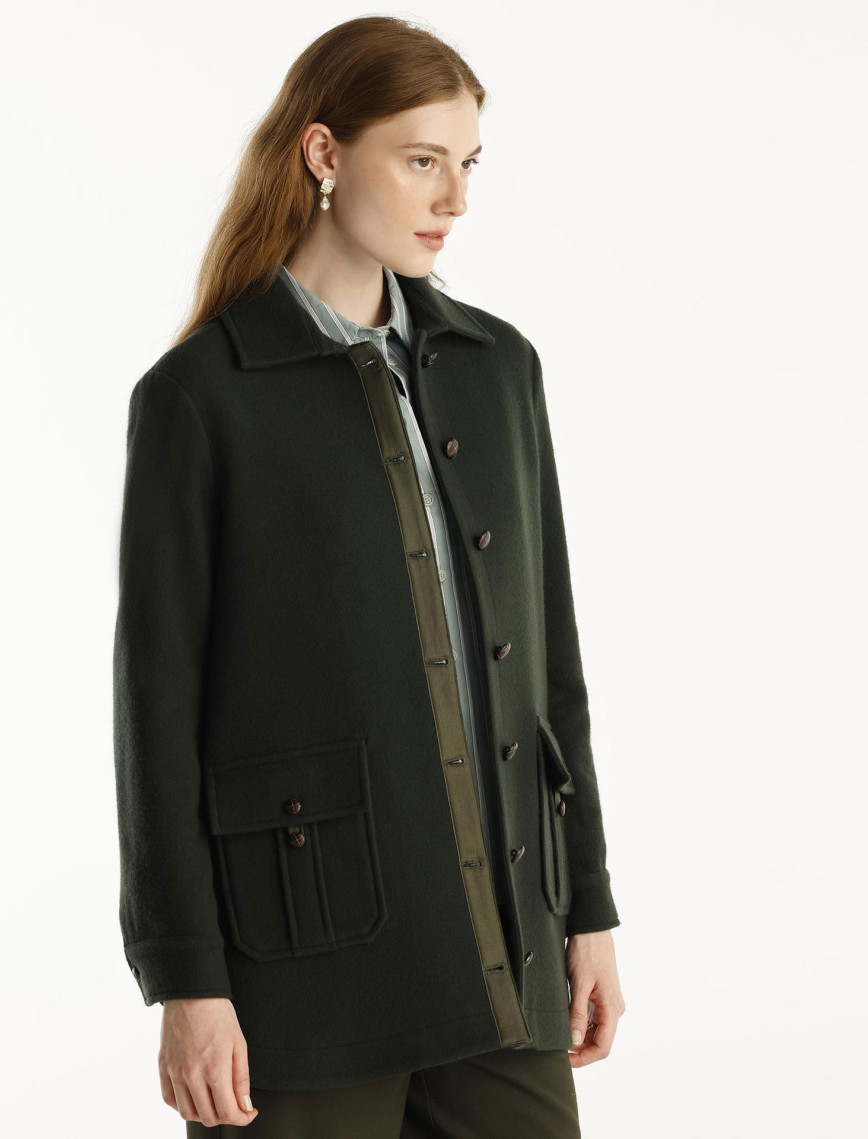 YARGICI Kısa Gömlek Yaka Palto YARGICI Kısa Gömlek Yaka Palto