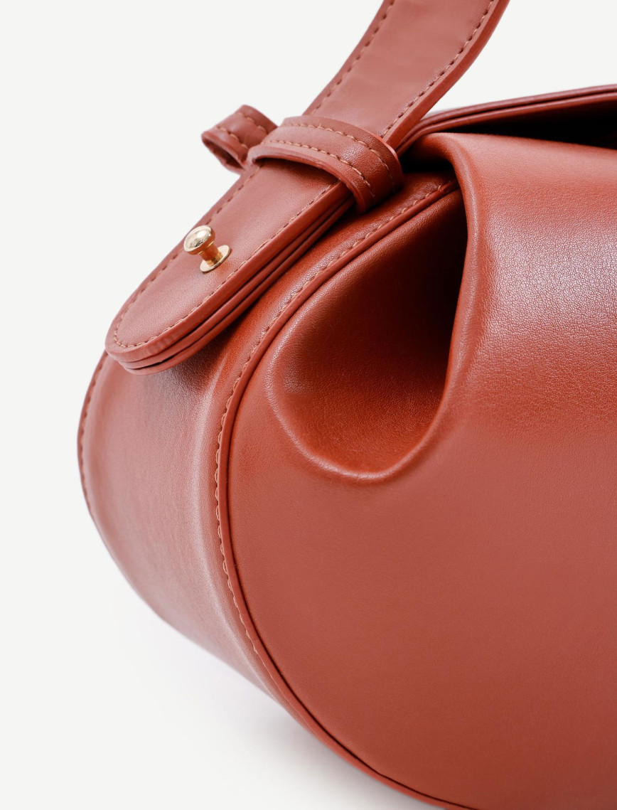 YARGICI Silindir Formlu Omuz Çantası YARGICI Silindir Formlu Omuz Çantası