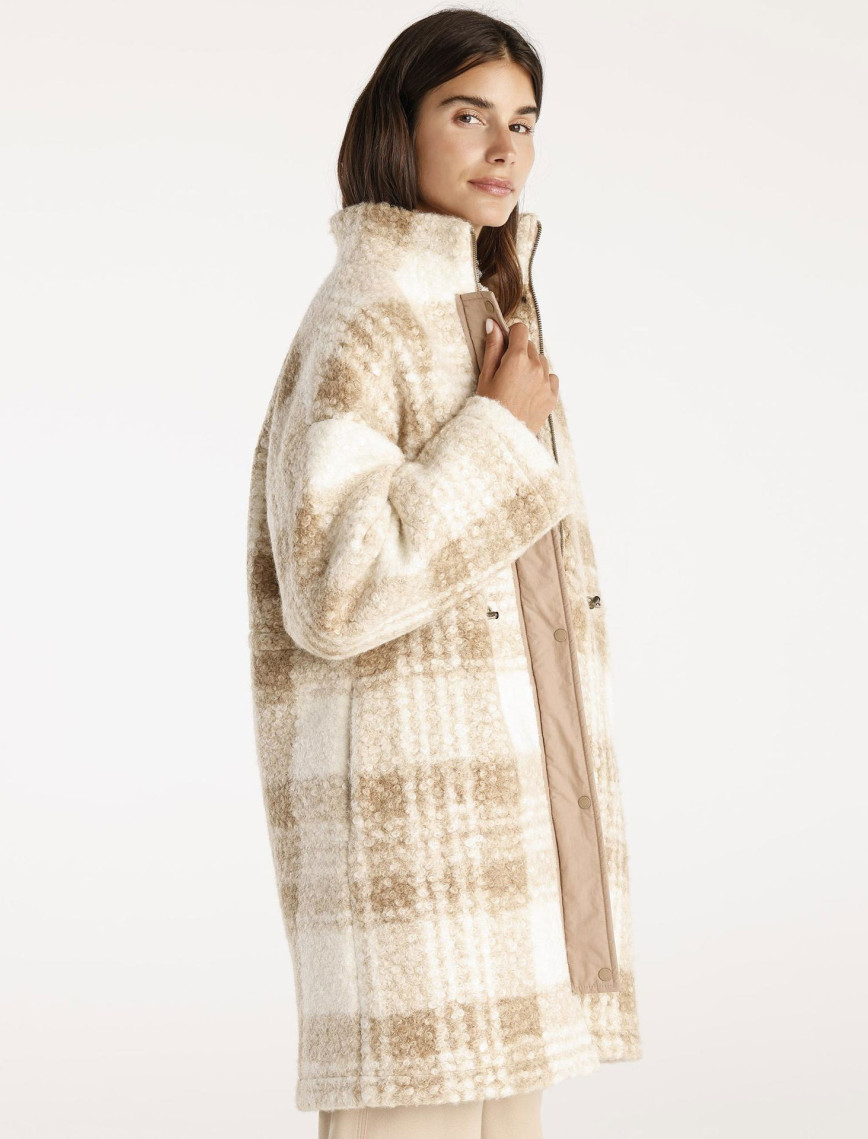 YARGICI Beli Lastikli Çıtçıtlı Palto YARGICI Beli Lastikli Çıtçıtlı Palto