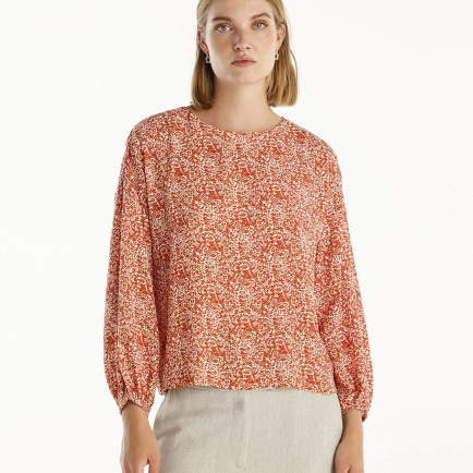 YARGICI Arka Detaylı Bluz YARGICI Arka Detaylı Bluz