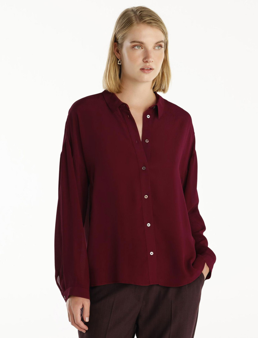 YARGICI Geniş Manşetli Gömlek YARGICI Geniş Manşetli Gömlek